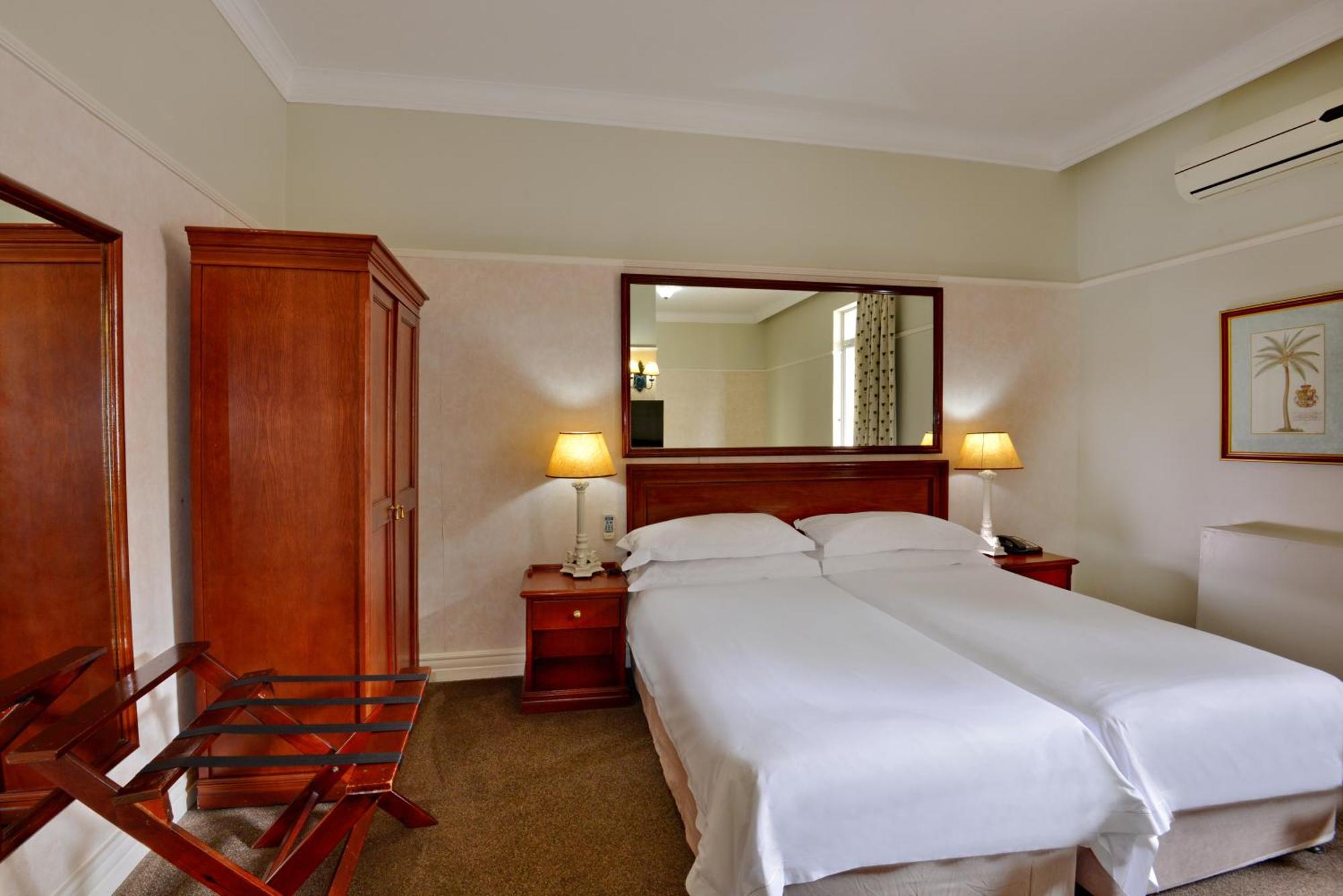 The Balmoral - Halaal Otel Durban Dış mekan fotoğraf